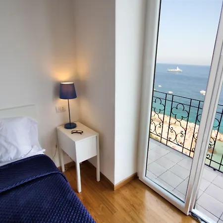 Capri Inn Nocleg ze śniadaniem