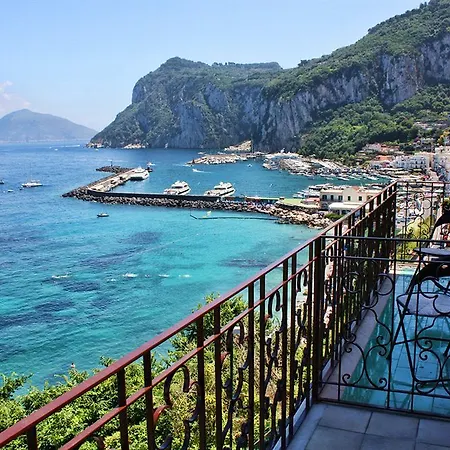 Capri Inn Nocleg ze śniadaniem