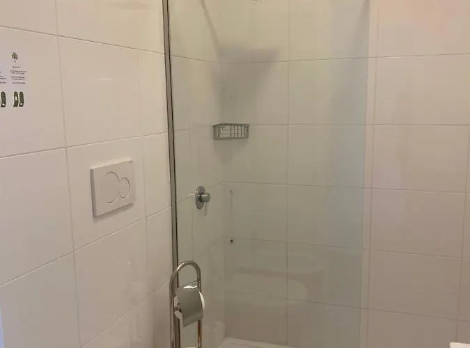 Capri Inn קאפרי