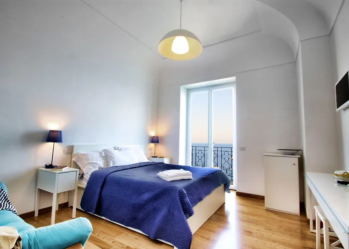 Alojamento de Acomodação e Pequeno-almoço Capri Inn Capri