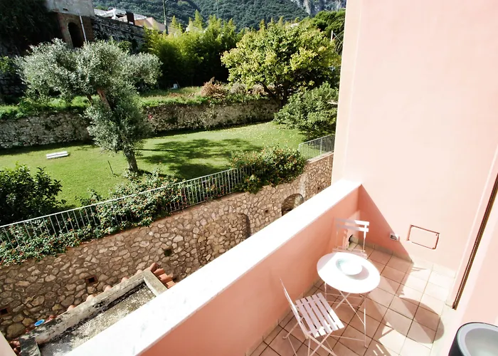 Capri Inn 4* קאפרי