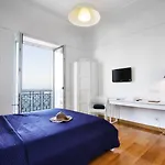 Bed and Breakfast Capri Inn 4*