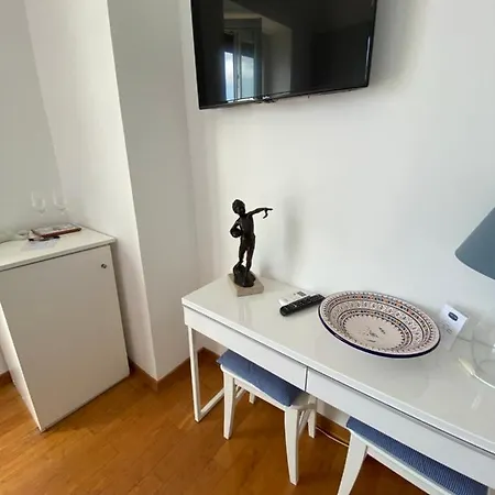 Couette-café Capri Inn 2*